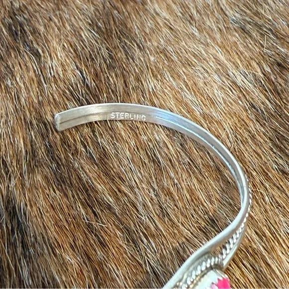 Sterling Silver Cuff with Pink Fire Opal Stone - Picture 3 of 6